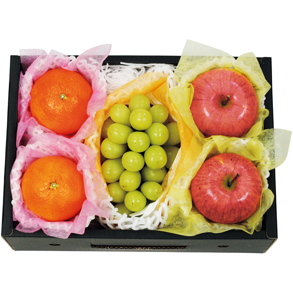 山形県産・シャインマスカット・サンふじりんごと愛媛県産・紅まどんな詰合せ 商品サムネイル